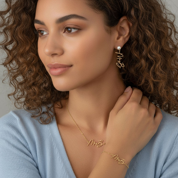 Personalised Mrs Earrings 18k gold plated bride bride jewellery