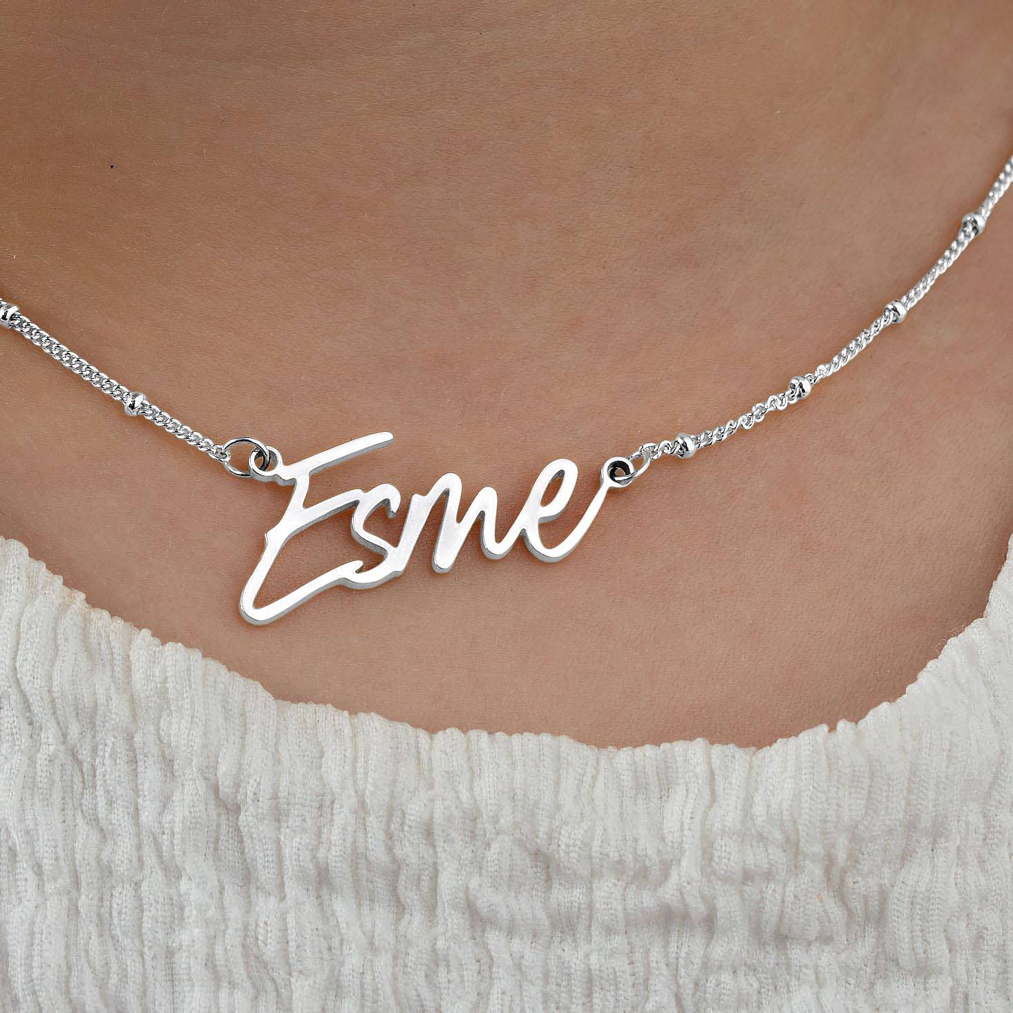 Gold or Silver Personalised Script Necklace – Custom Name Necklace – Font2  – HeyBigDay