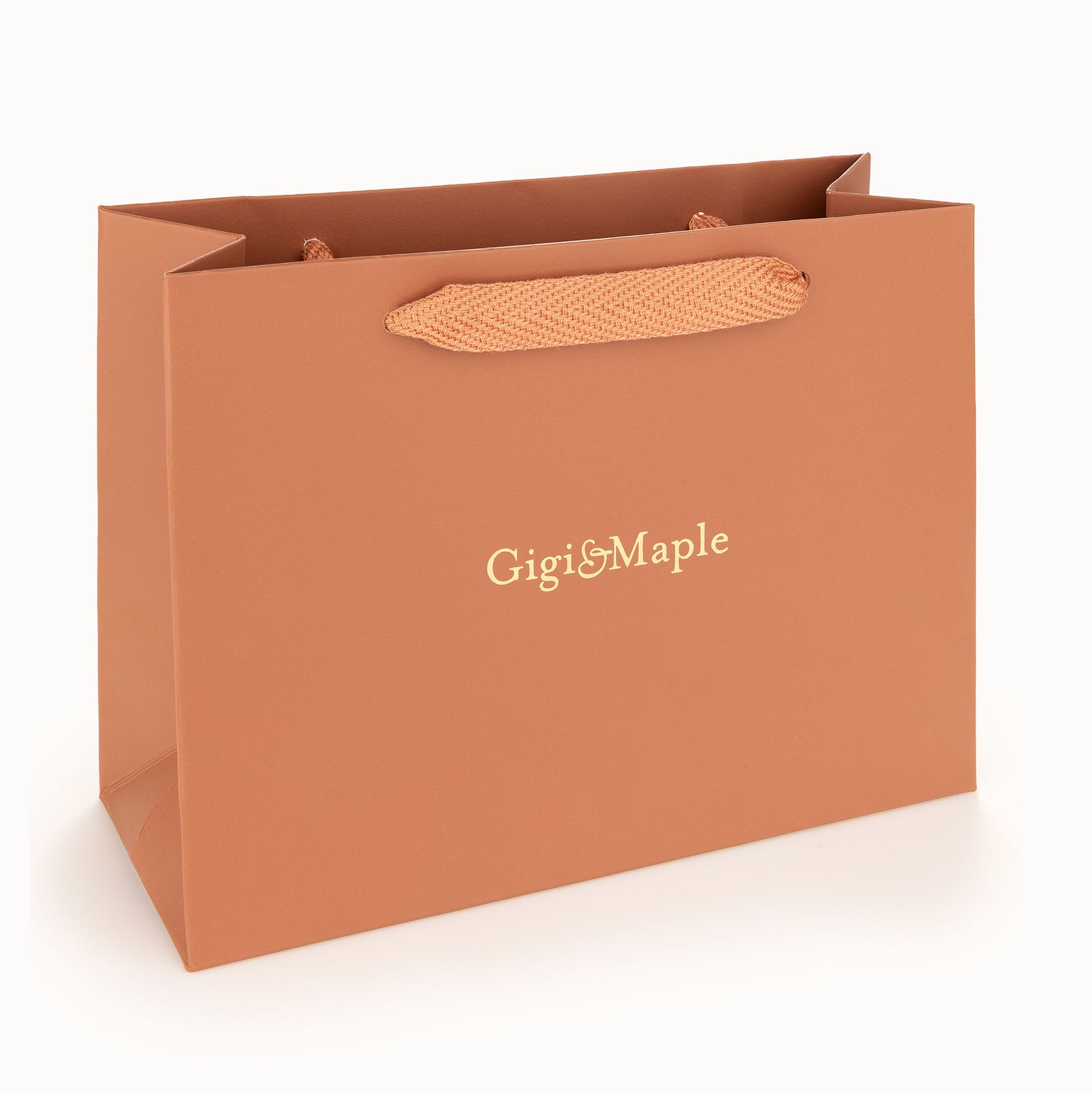 G&M Gift Bag stock