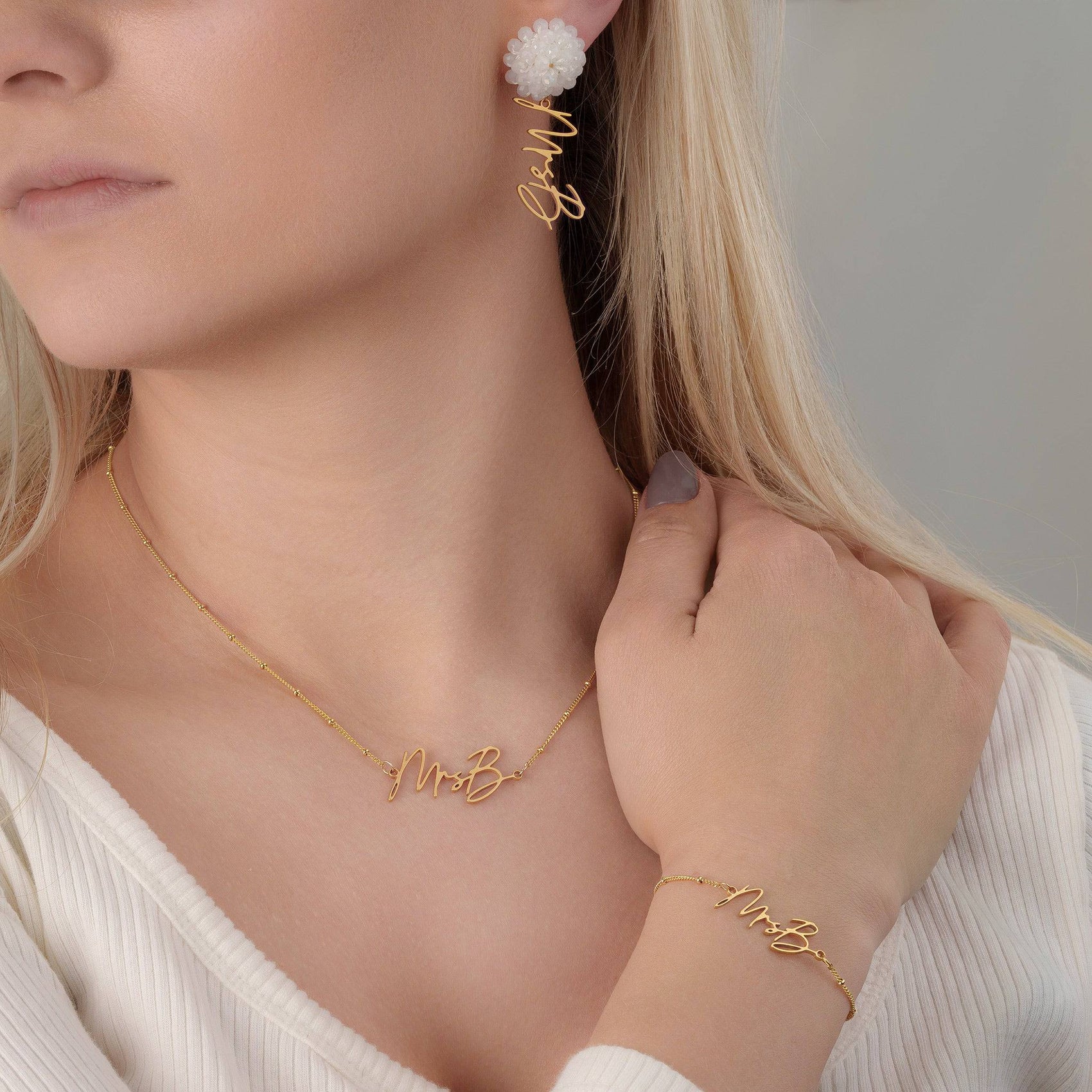 Personalised Mrs Necklace 18k gold plated __label:Best Seller bride jewellery